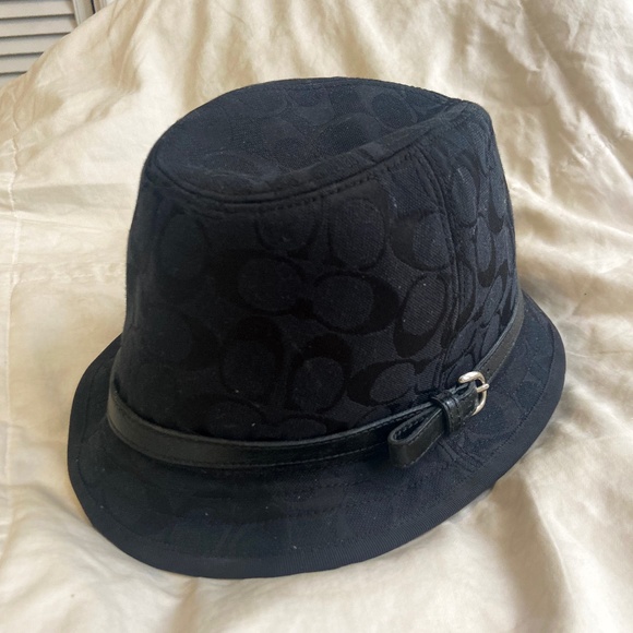 Vintage Coach Monogram Signature Logo Bucket Hat - Picture 1 of 3